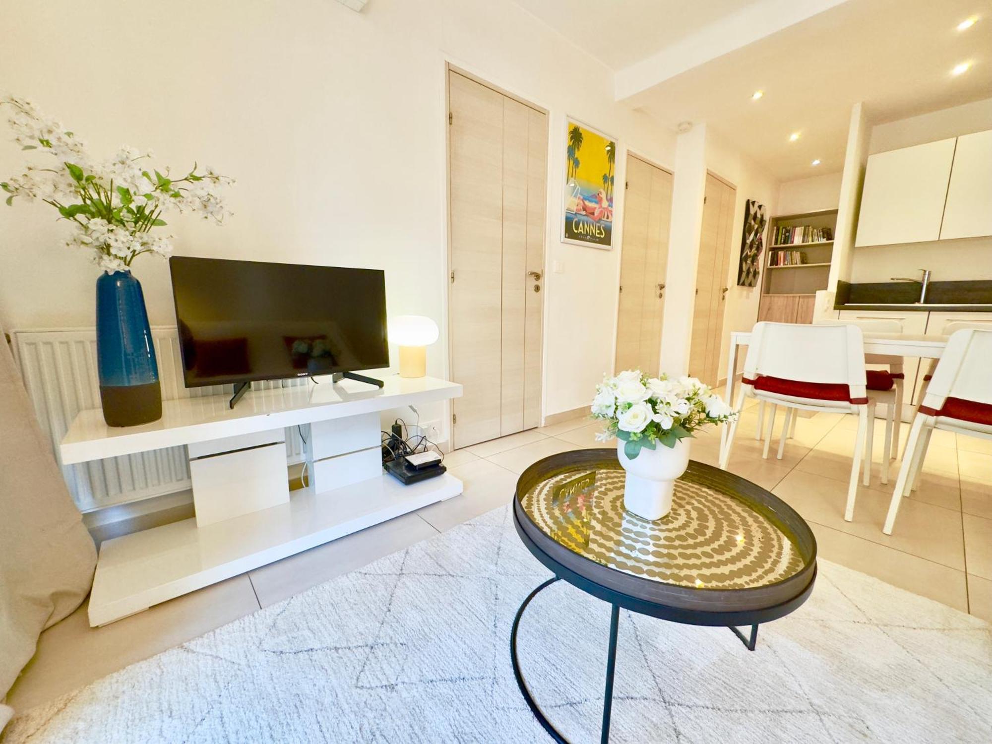 Superbe Appartement Avec Terrasse 1Mn Des Plages De La Croisette คานส์ ภายนอก รูปภาพ